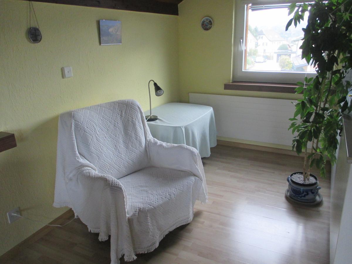 Bed and Breakfast Heidis Gastehaus Niederwil Екстер'єр фото